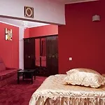 Papu Hotell 3*