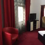 Hotell Papu 3*
