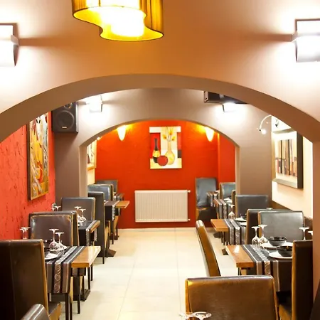 Papu 4* Bucharest