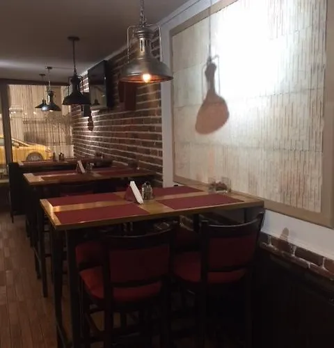 Ξενοδοχείο Papu 3*